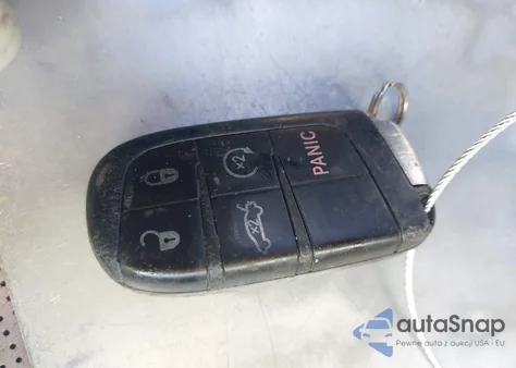 2014 Chrysler 300C Awd z USA, uszkodzony, nr VIN 2C3CCAKG0EH166787